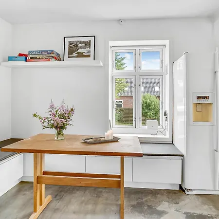 公寓 Stunning In With Wifi Højer